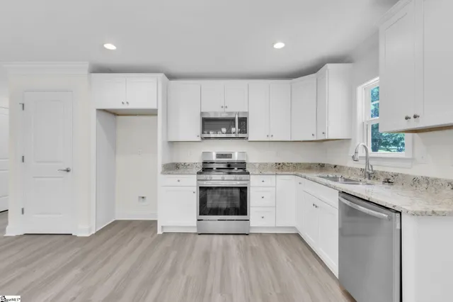 $234,900 | 222 Saluda Street, Belton, SC 29627