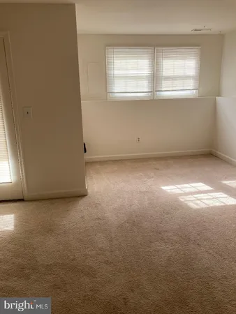 $3,200 | 6142 Joust Lane, Alexandria, VA 22315