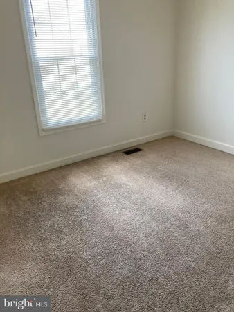 $3,200 | 6142 Joust Lane, Alexandria, VA 22315