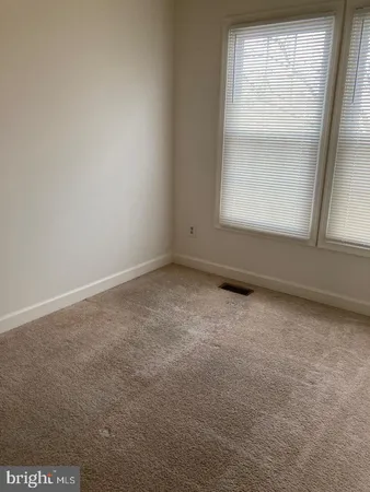 $3,200 | 6142 Joust Lane, Alexandria, VA 22315