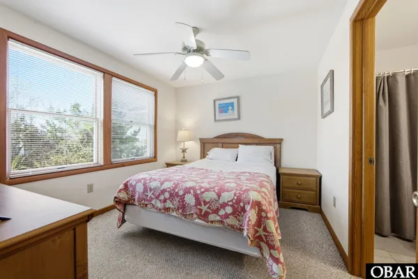 $1,100,000 | 1044 Whalehead Drive, Corolla, NC 27927