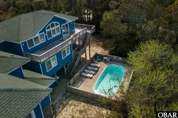 $1,100,000 | 1044 Whalehead Drive, Corolla, NC 27927