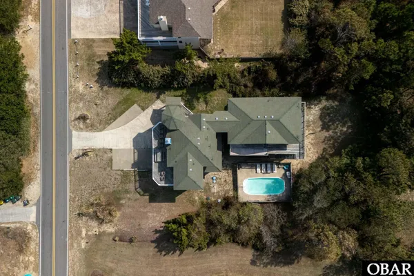 $1,100,000 | 1044 Whalehead Drive, Corolla, NC 27927