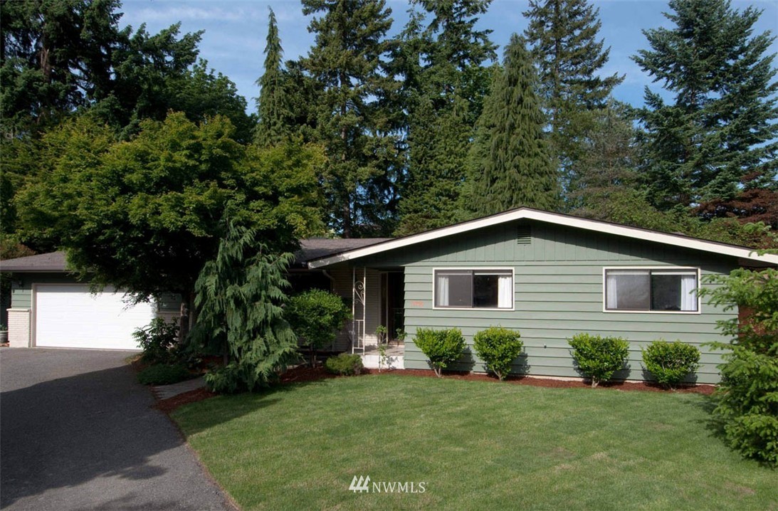 13706 139th Avenue Southeast Renton, WA 98059 - Photo 1 of 18