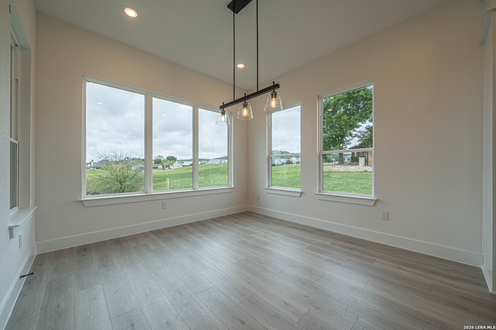 2053 Toscano Way Kerrville, TX 78028 - Photo 17 of 34