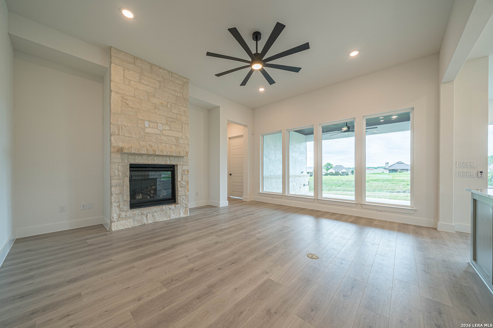 2053 Toscano Way Kerrville, TX 78028 - Photo 9 of 34