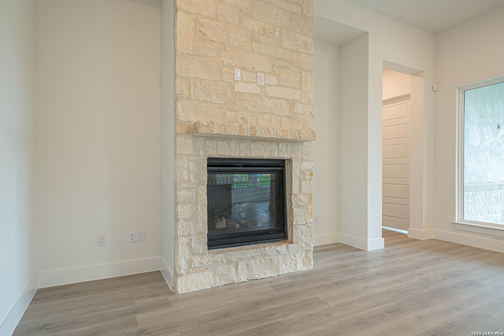 2053 Toscano Way Kerrville, TX 78028 - Photo 10 of 34