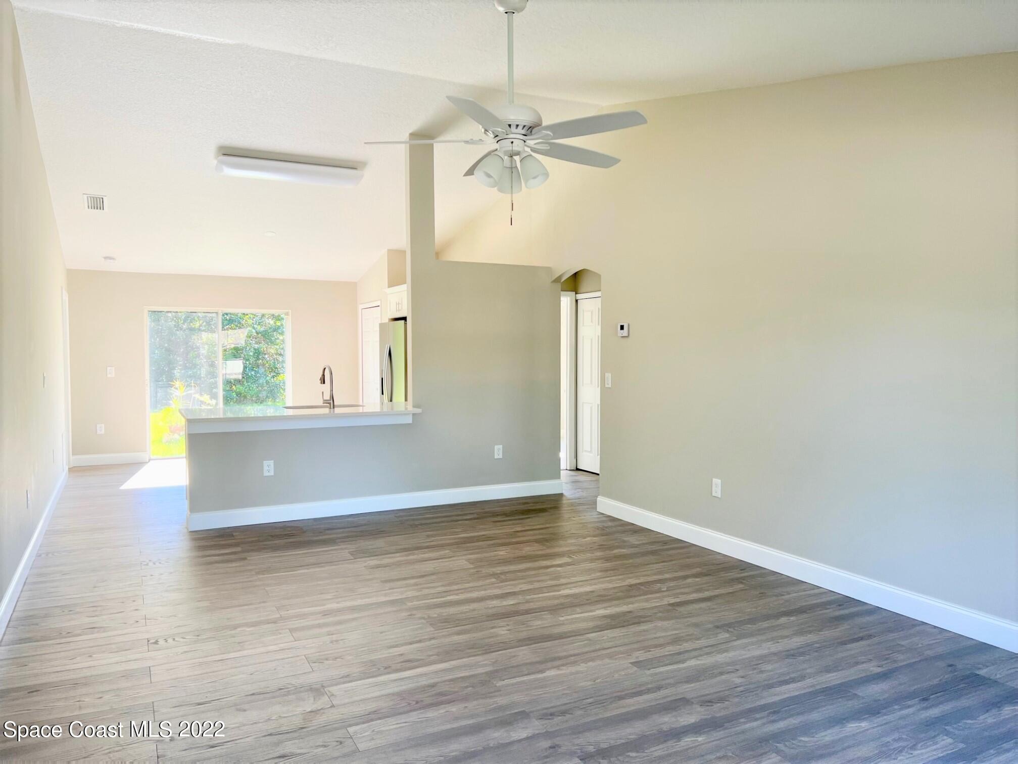 718 Andrew Street Southeast Palm Bay, FL 32909 - Photo 4 of 11 Living Room