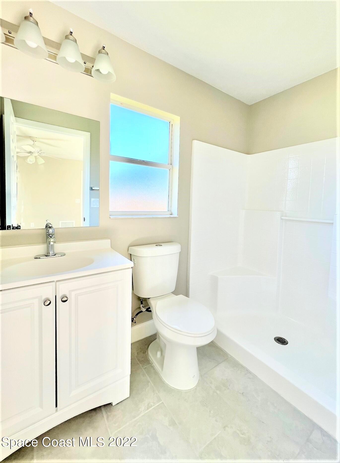 718 Andrew Street Southeast Palm Bay, FL 32909 - Photo 9 of 11 Master Bath