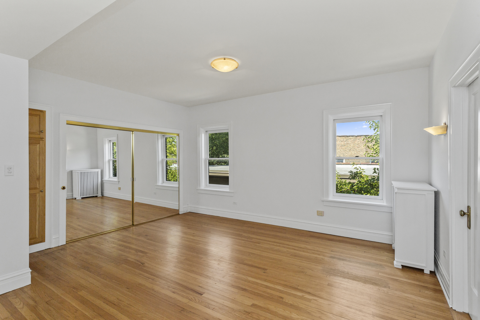 497 Sheridan Road, Unit 3 Evanston, IL 60202 - Photo 9 of 22 Gallery Image 9