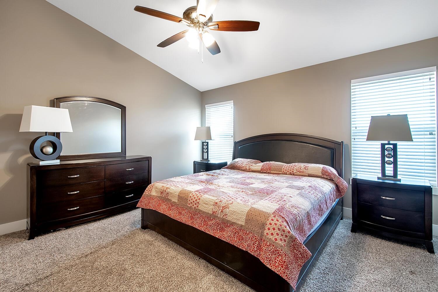 302 Springlake Court Newton, KS 67114 - Photo 13 of 34