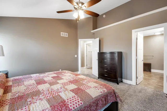 $279,900 | 302 Springlake Court, Newton, KS 67114