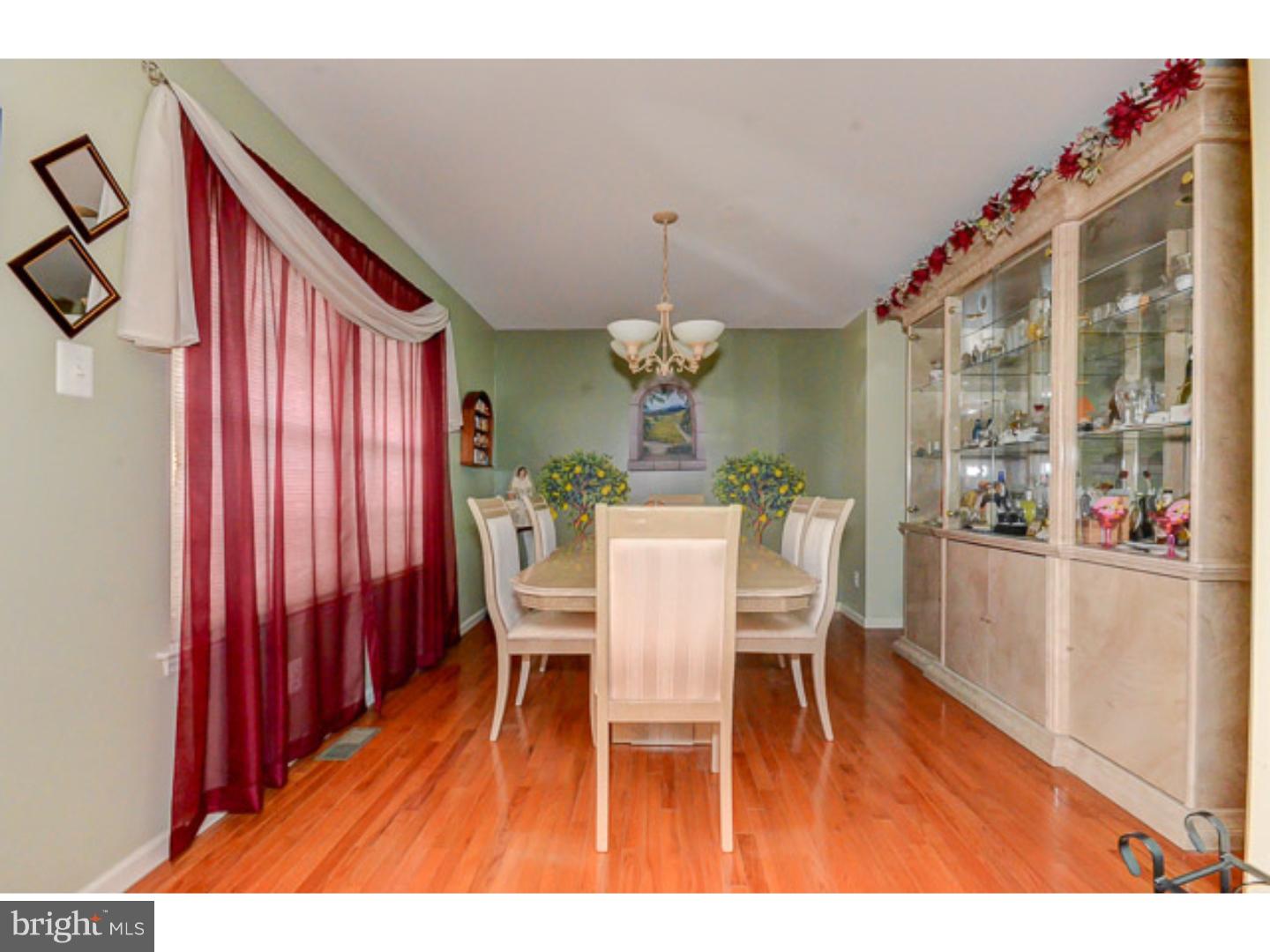 648 Surrey Road Sewell, NJ 08080 - Photo 15 of 25