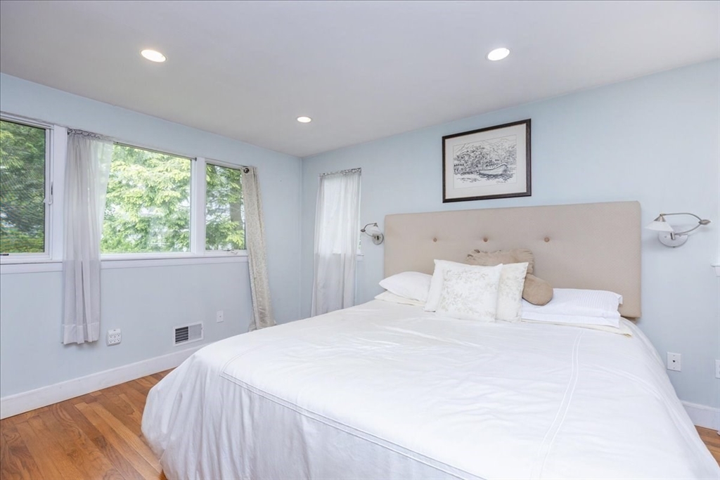 68 Walnut Road Swampscott, MA 01907 - Photo 16 of 41