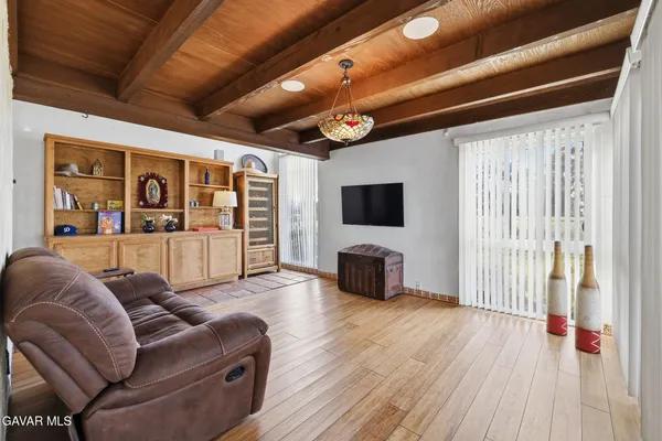 $3,500 | 40555 20th Street West, Palmdale, CA 93551