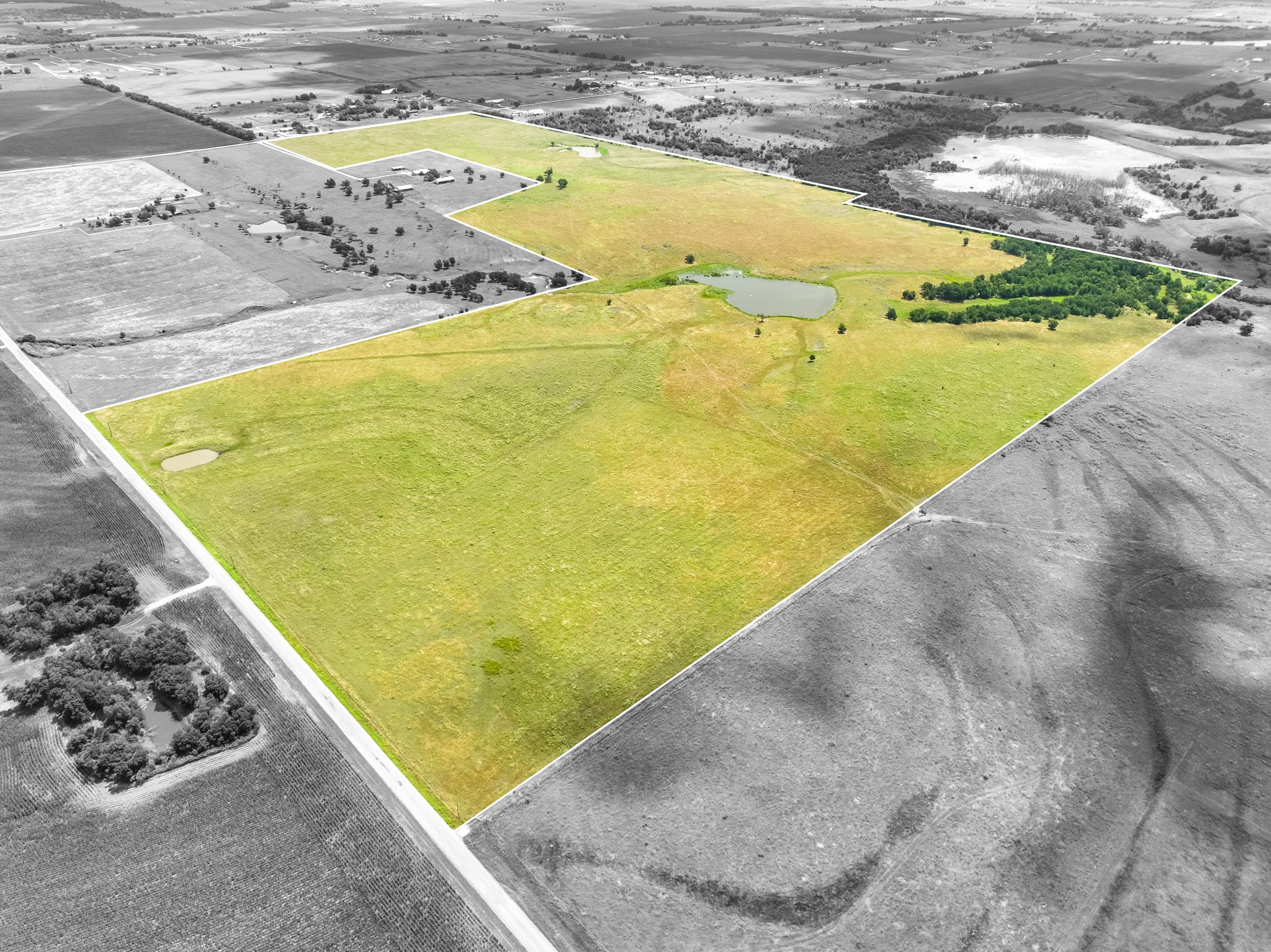 5 County Road 419 Taylor, TX 76574 - Photo 2 of 10 a view of an outdoor space and swimming pool