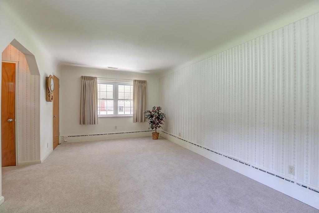 4487 Dry Ridge Road Cincinnati, OH 45252 - Photo 8 of 37 Gallery Image 8