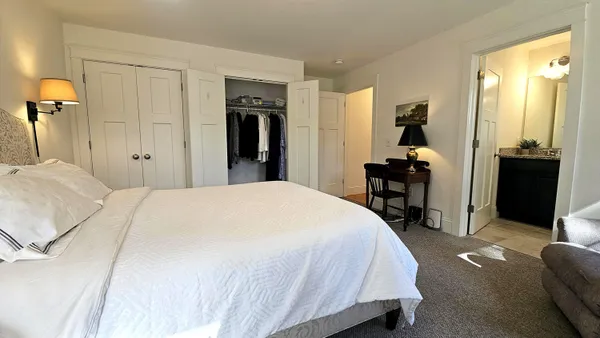 $672,000 | 15 Webhannet Place, Unit 10, Kennebunk, ME 04043