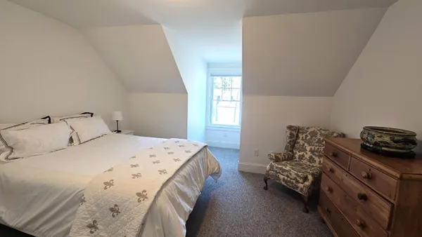 $672,000 | 15 Webhannet Place, Unit 10, Kennebunk, ME 04043