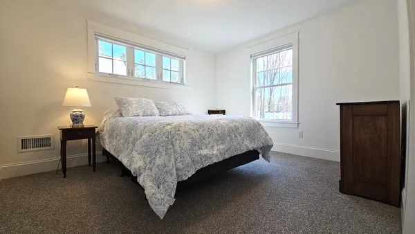 $672,000 | 15 Webhannet Place, Unit 10, Kennebunk, ME 04043