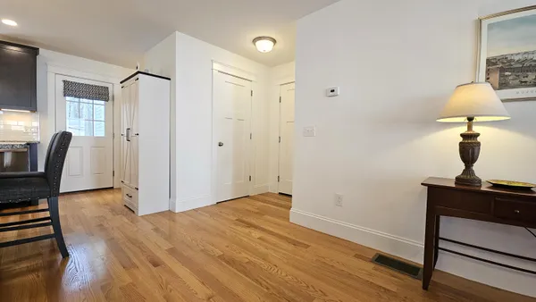 $672,000 | 15 Webhannet Place, Unit 10, Kennebunk, ME 04043