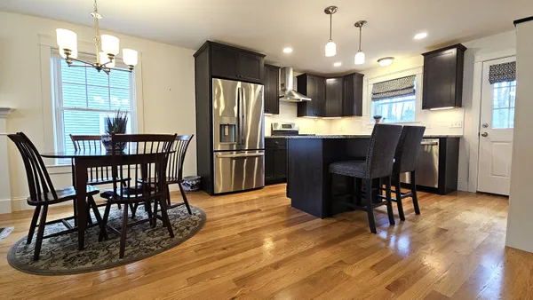 $672,000 | 15 Webhannet Place, Unit 10, Kennebunk, ME 04043