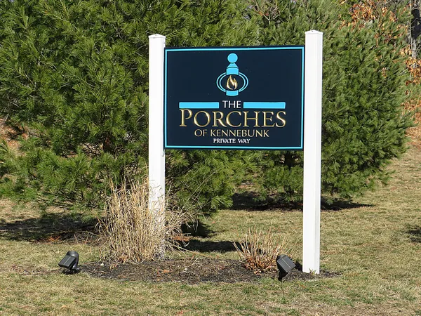 $672,000 | 15 Webhannet Place, Unit 10, Kennebunk, ME 04043