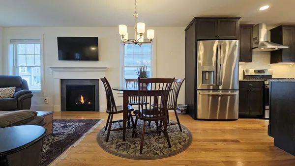 $672,000 | 15 Webhannet Place, Unit 10, Kennebunk, ME 04043