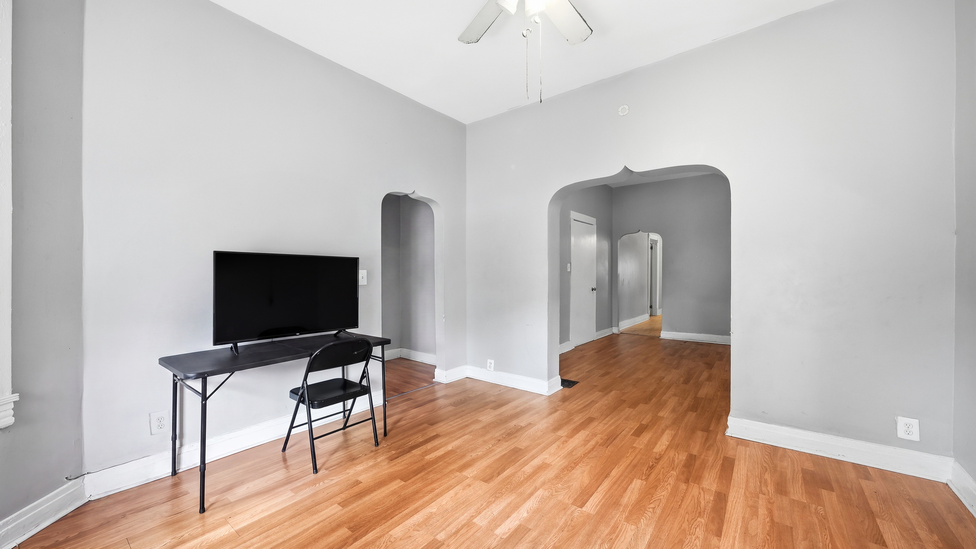 7213 South Green Street Chicago, IL 60621 - Photo 4 of 24 Gallery Image 4