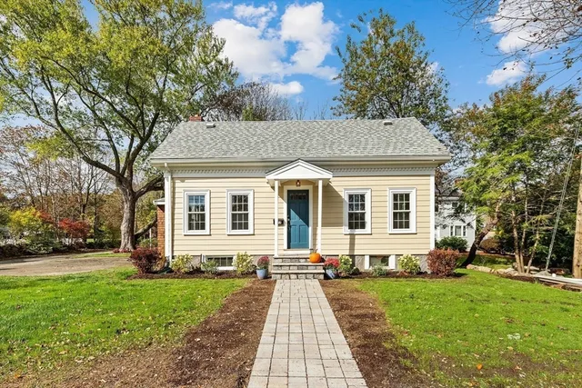 $899,999 | 177 Main Street, Rockport, MA 01966