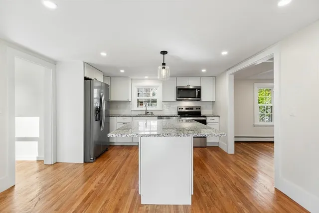 $899,999 | 177 Main Street, Rockport, MA 01966