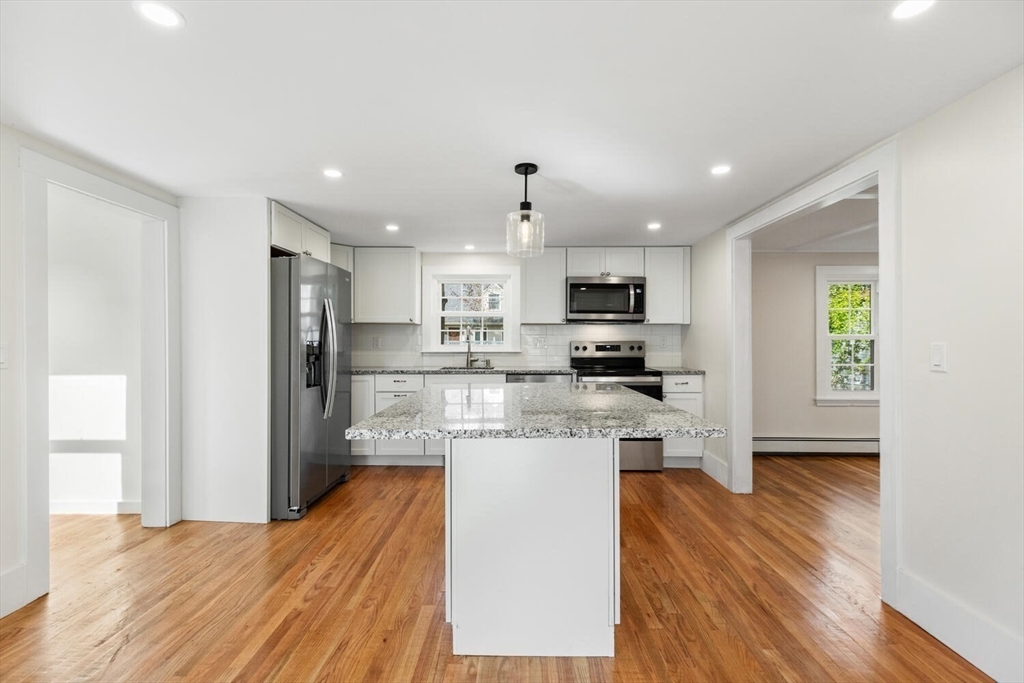 177 Main Street Rockport, MA 01966 - Photo 8 of 33