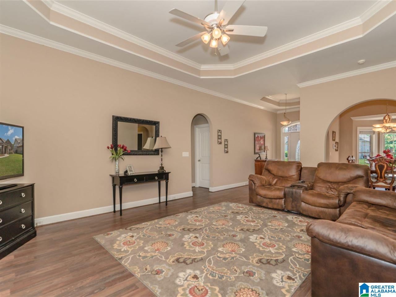 655 Waterford Lane Calera, AL 35040 - Photo 5 of 36