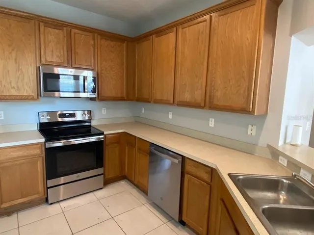 $1,850 | 5212 Blue Roan Way, Wesley Chapel, FL 33544