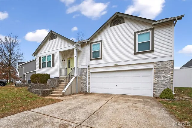 $290,000 | 179 Christina Marie Drive, O'Fallon, MO 63368
