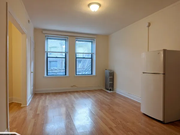 $1,295 | 3335 West Diversey Avenue, Unit 336, Chicago, IL 60647