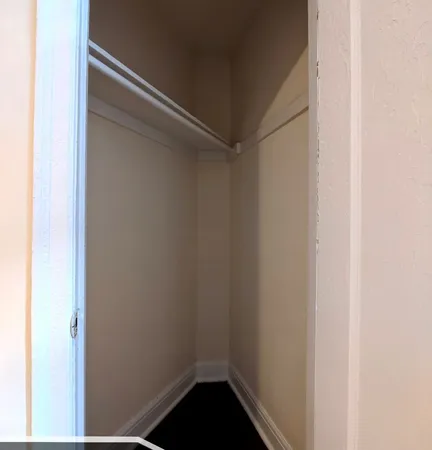 $1,295 | 3335 West Diversey Avenue, Unit 336, Chicago, IL 60647