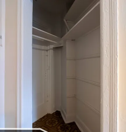 $1,295 | 3335 West Diversey Avenue, Unit 336, Chicago, IL 60647