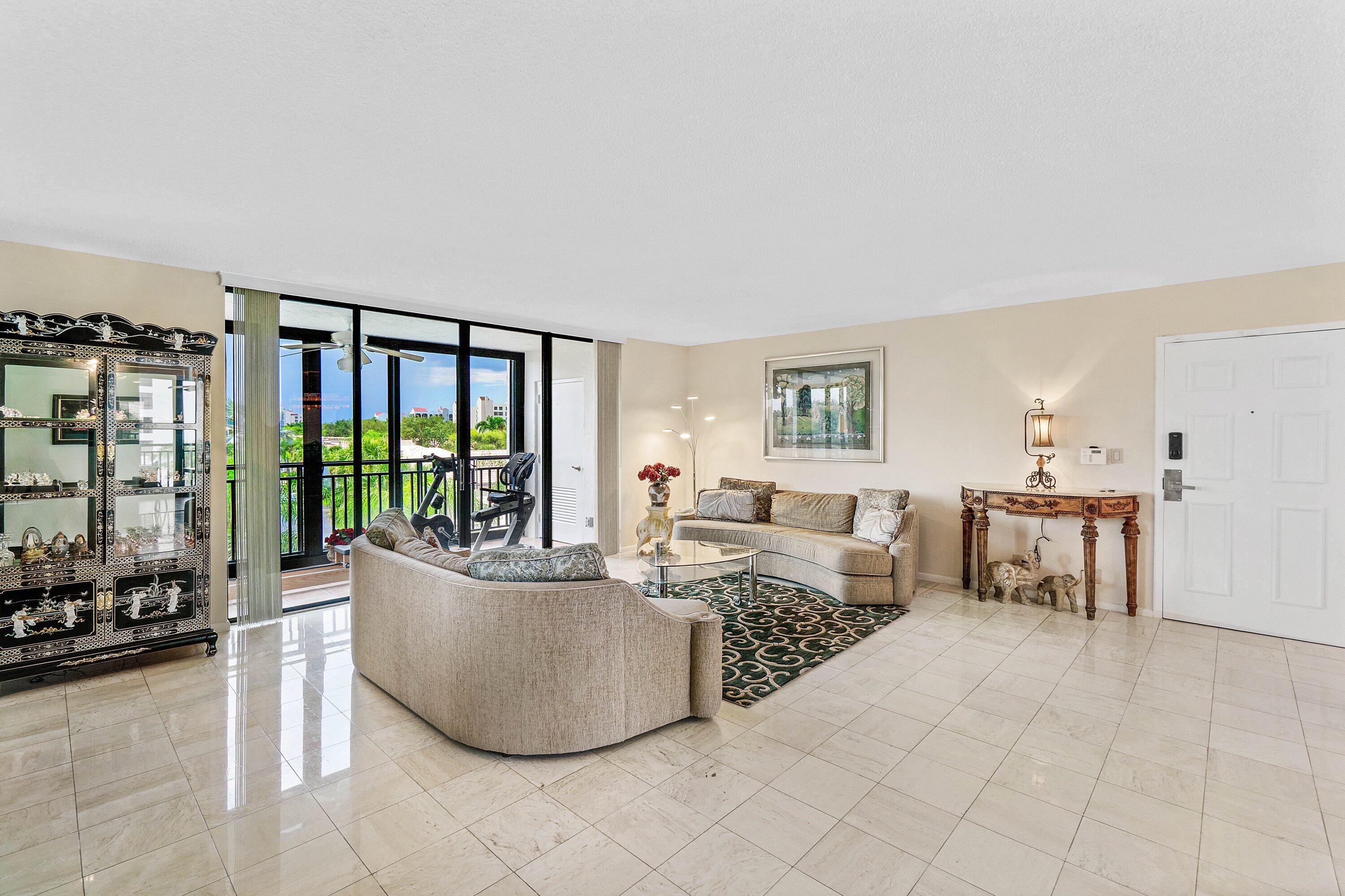 7202 Promenade Drive, Unit 401 Boca Raton, FL 33433 - Photo 5 of 28 LR view