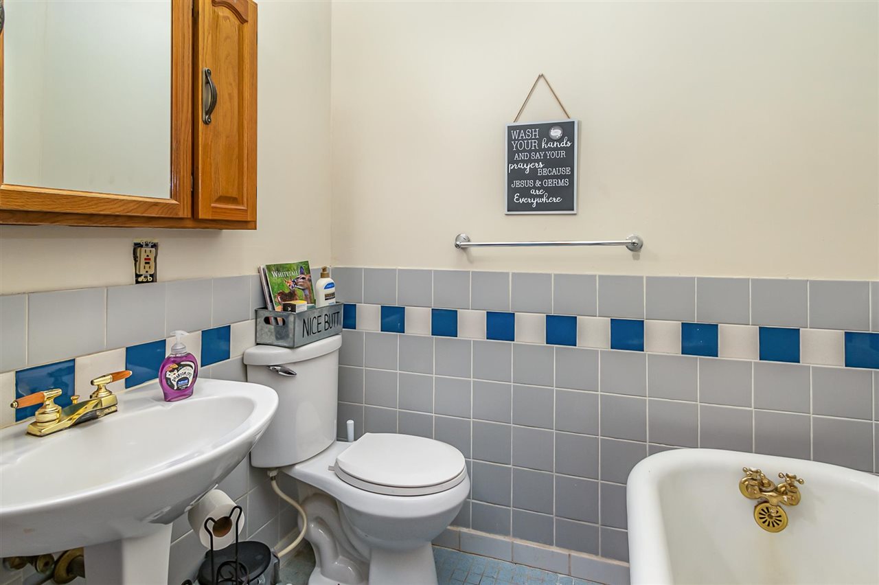 3005 North Watson Road St. Johns, MI 48879 - Photo 13 of 37 1892918-12.JPG
