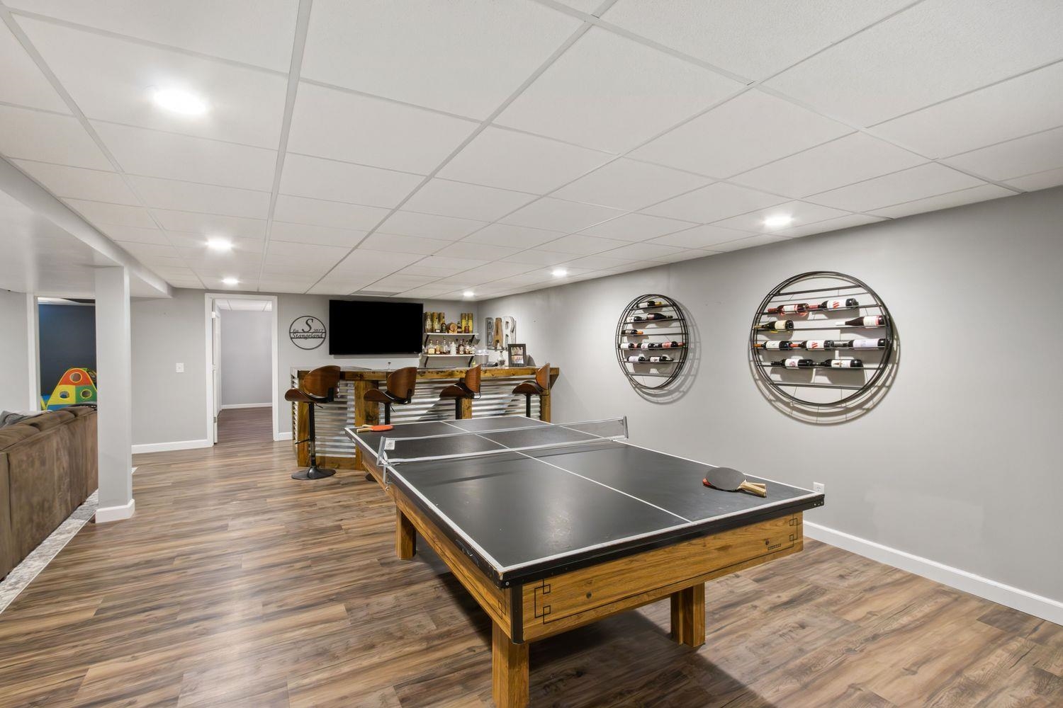 29124 Plautz Road Rock Falls, IL 61071 - Photo 25 of 45 a living room with game table