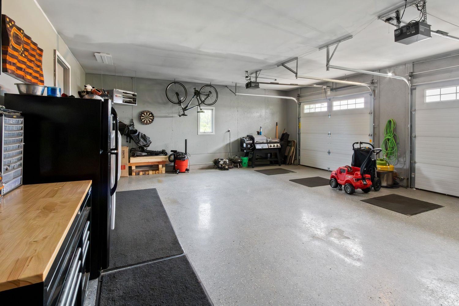 29124 Plautz Road Rock Falls, IL 61071 - Photo 40 of 45 a view of a room with gym equipment