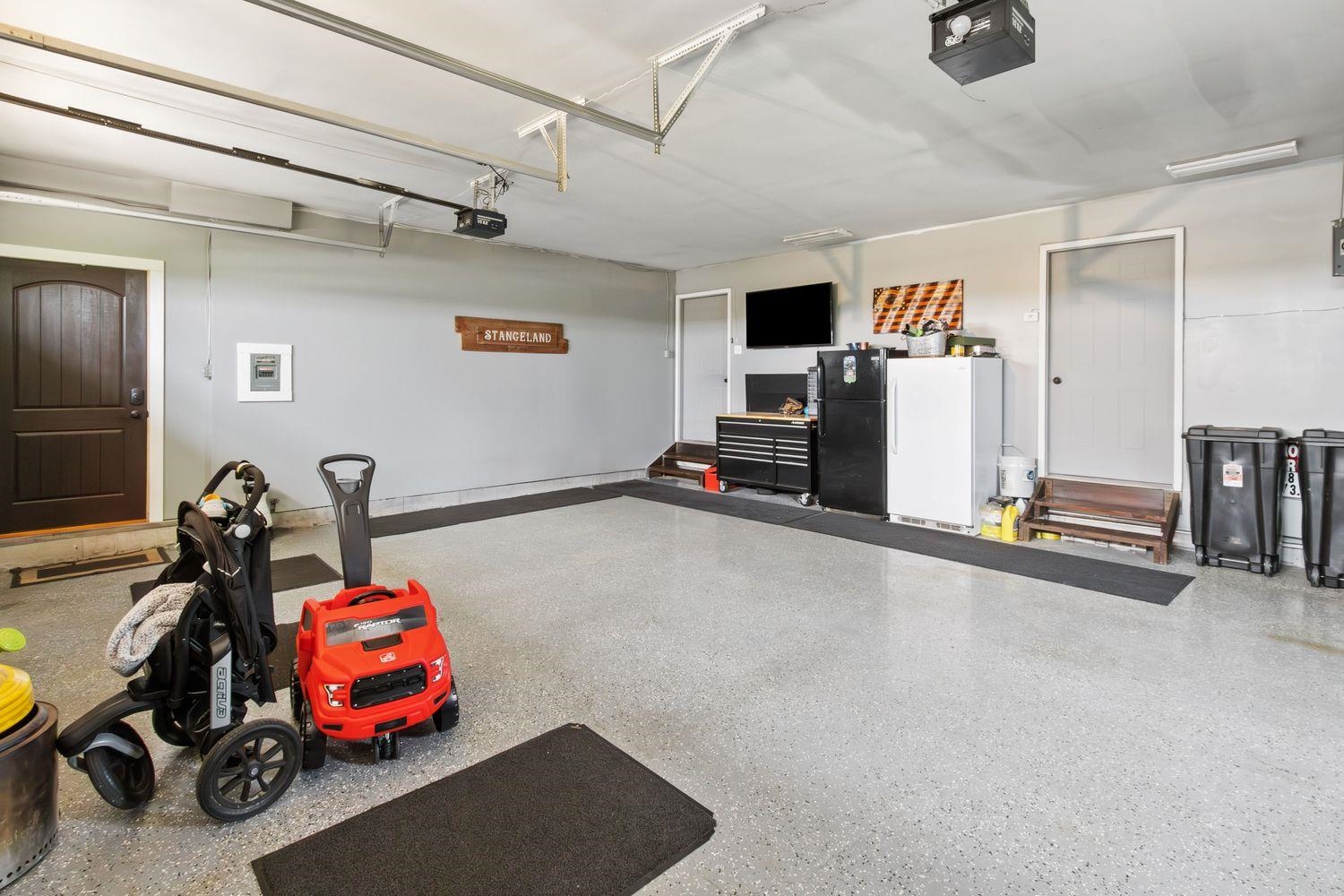 29124 Plautz Road Rock Falls, IL 61071 - Photo 41 of 45 a view of a room with gym equipment