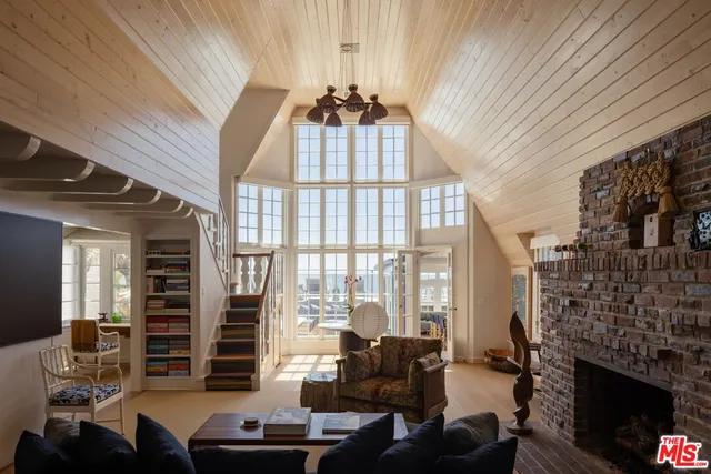 $19,995,000 | 23708 Malibu Colony Road, Malibu, CA 90265