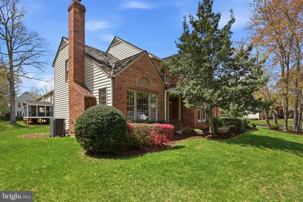 $1,249,900 | 12903 Oak Lawn Place, Herndon, VA 20171