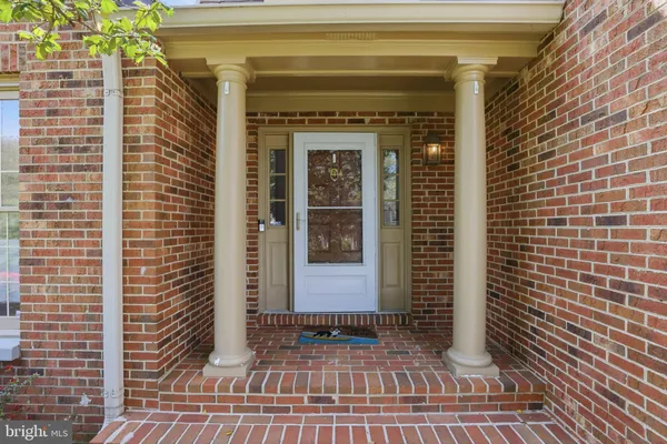 $1,249,900 | 12903 Oak Lawn Place, Herndon, VA 20171