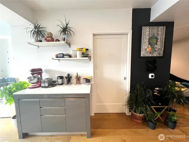 $3,400 | 1808 Minor Avenue, Unit 3706, Seattle, WA 98101