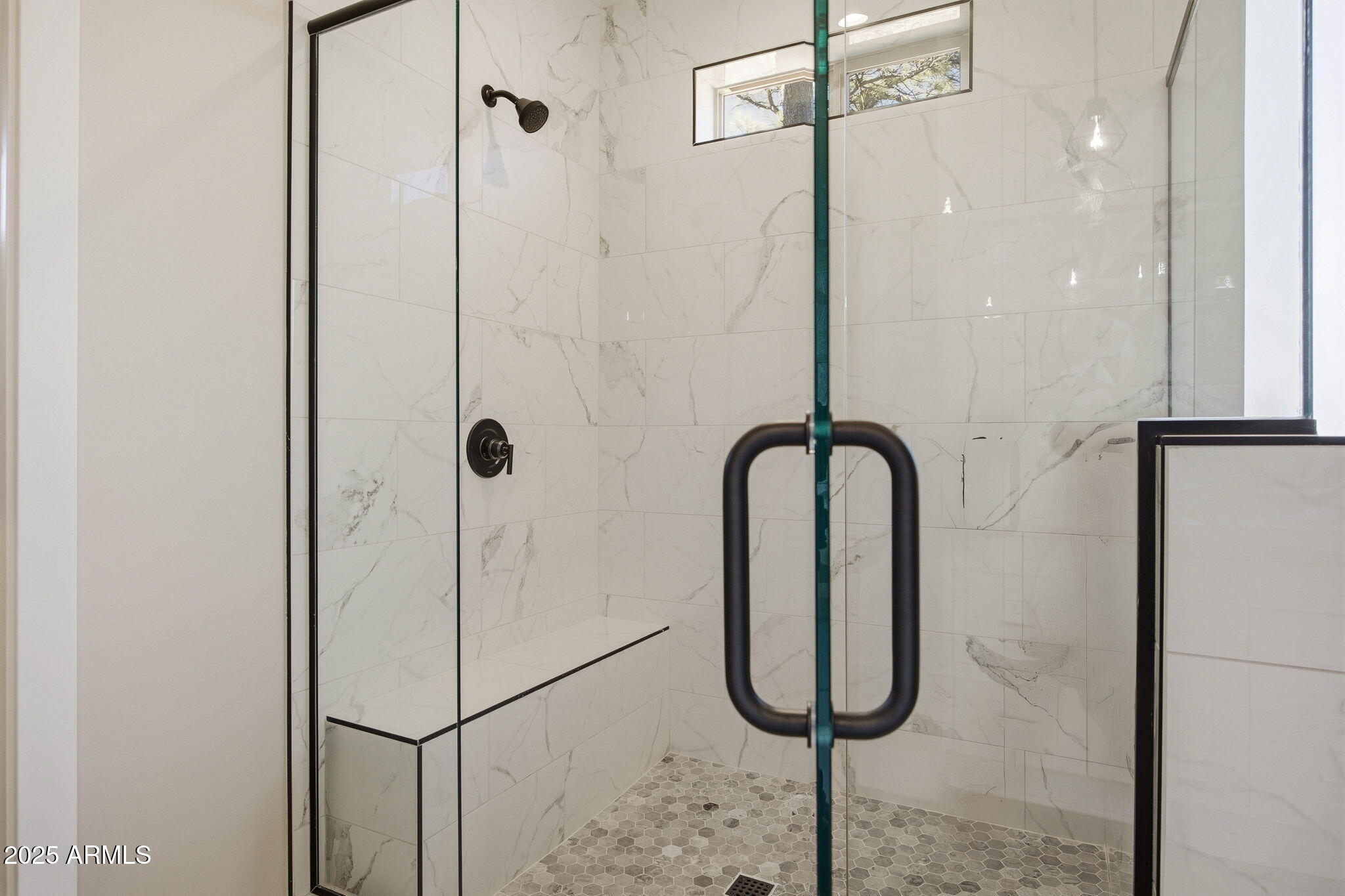 2701 North Eagle View Circle Show Low, AZ 85901 - Photo 17 of 49 a close view of a shower in bathroom