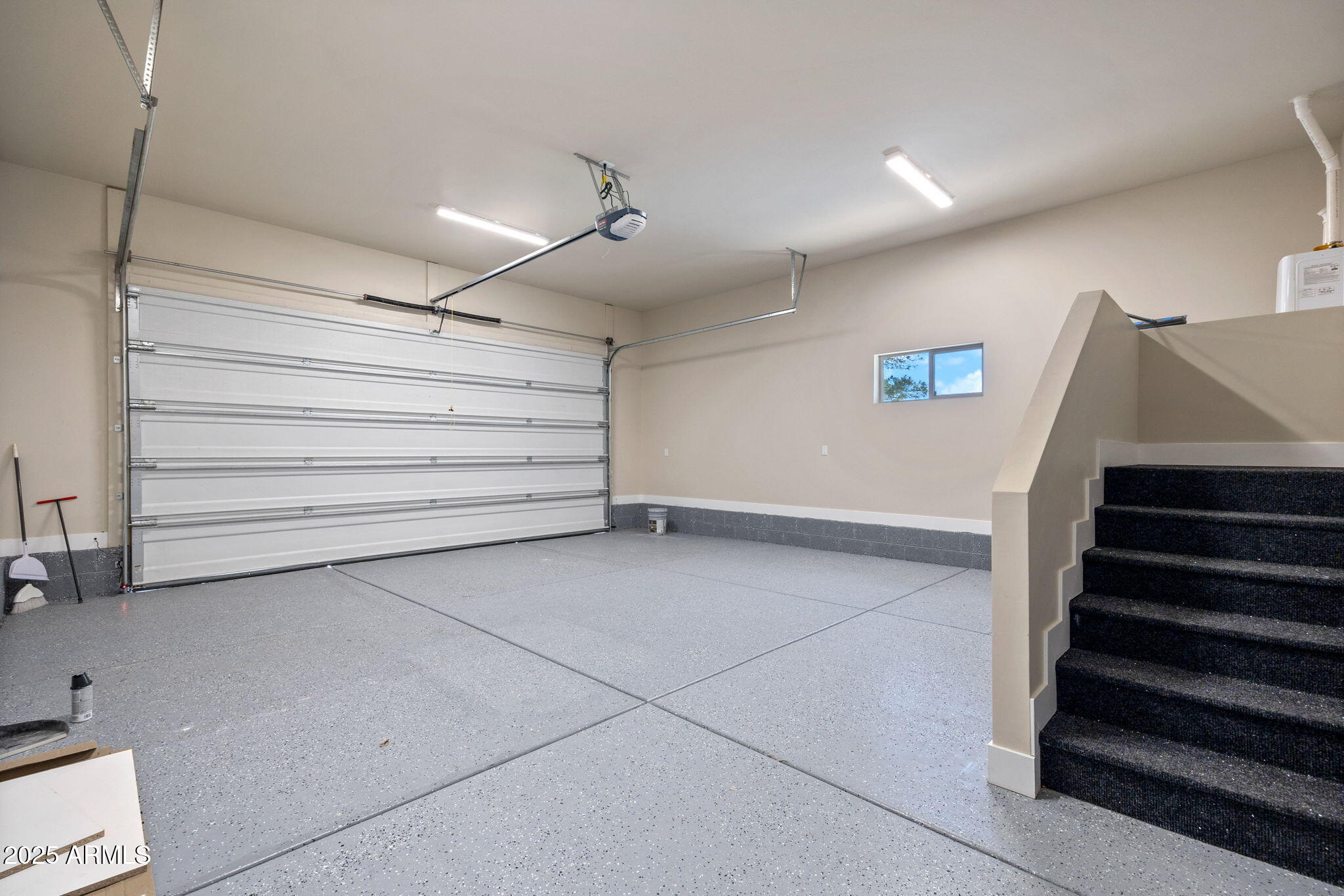 2701 North Eagle View Circle Show Low, AZ 85901 - Photo 27 of 49 a view of an empty room with stairs