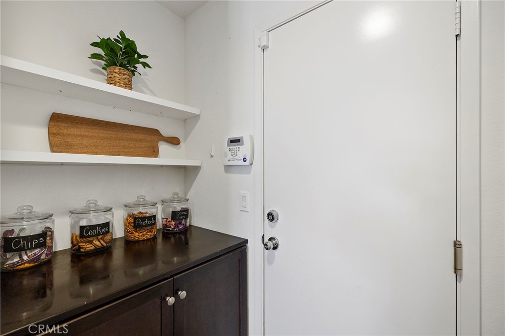 33185 Big Range Drive Winchester, CA 92596 - Photo 20 of 54 a view of a workspace